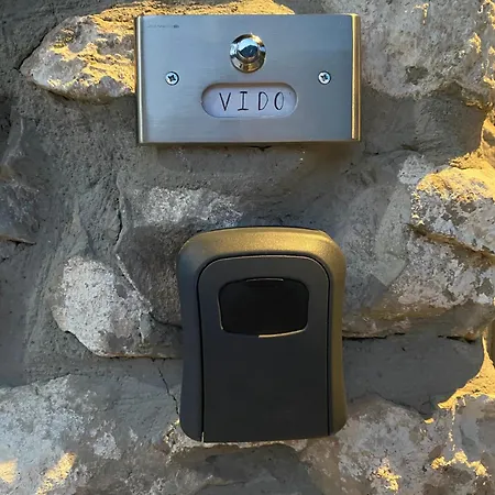 Vido Stone House וילה